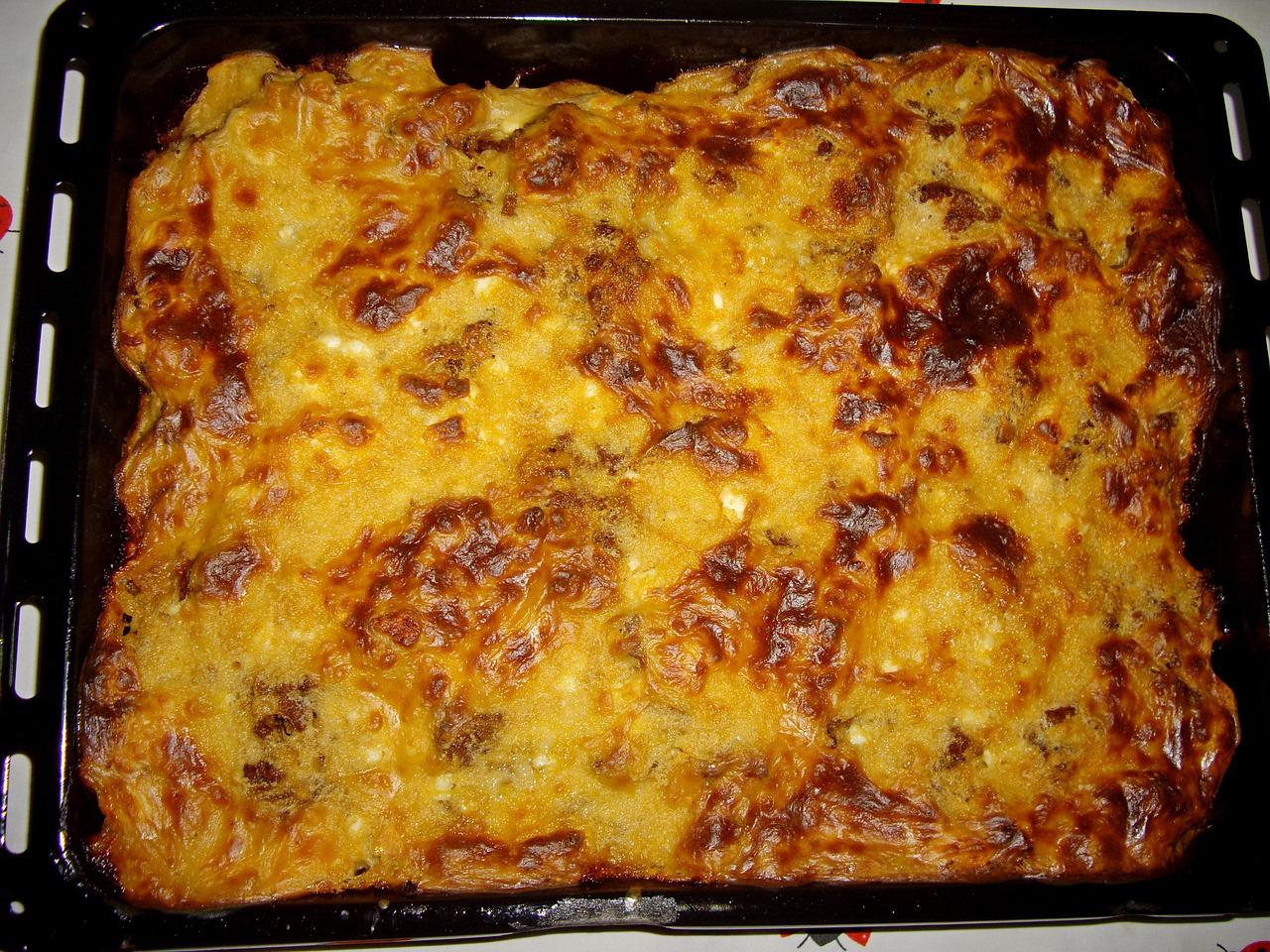 plat de moussaka gratiné